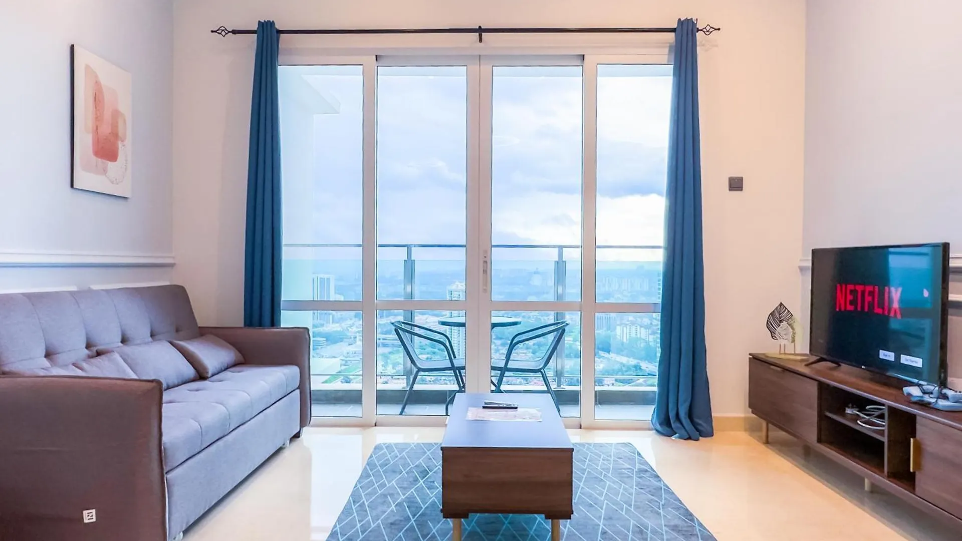 Tritower Residence By Nest Home【Walking Distance To Ciq】 Johor Bahru