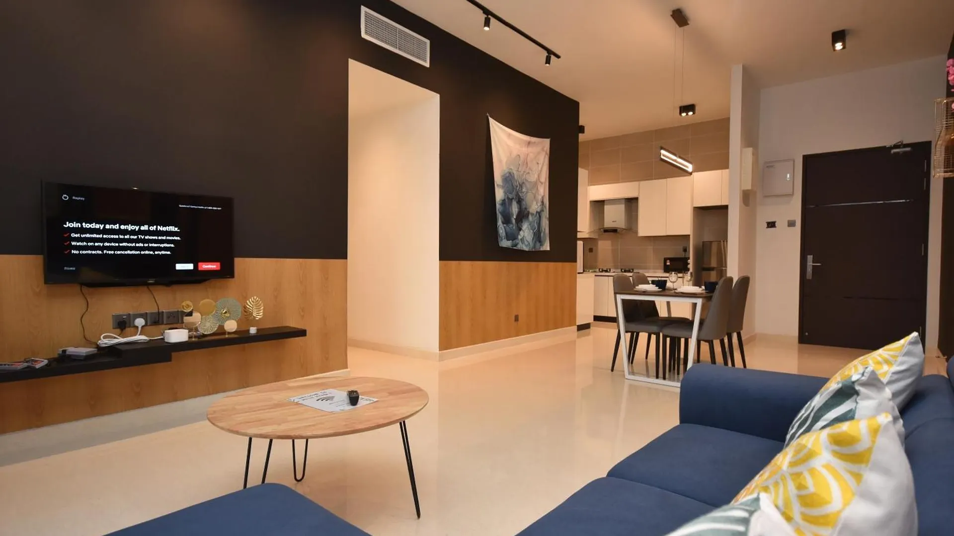 Tritower Residence By Nest Home【Walking Distance To Ciq】 Johor Bahru